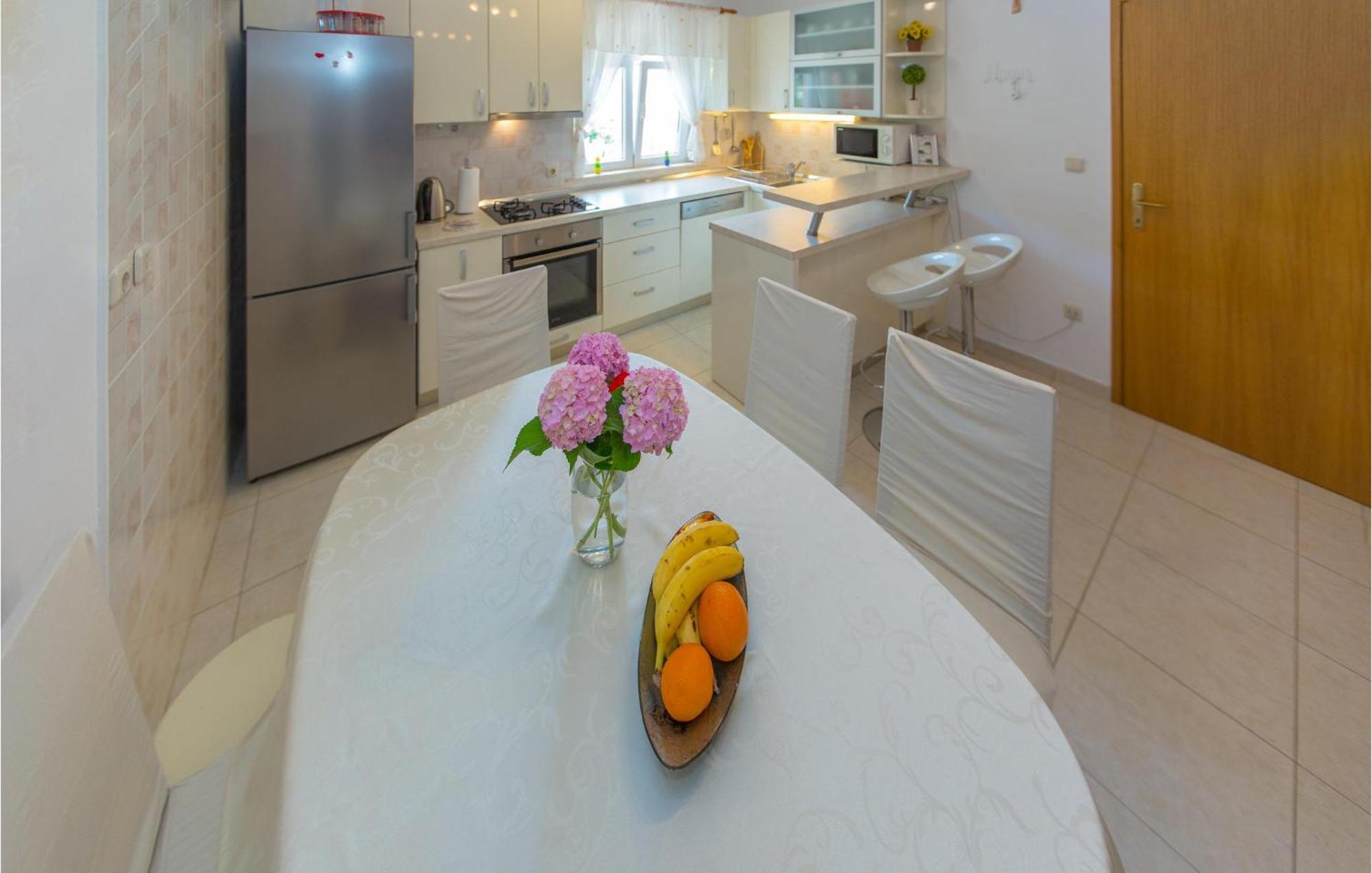 3 Bedroom Lovely Home In Plat Mlini Ngoại thất bức ảnh