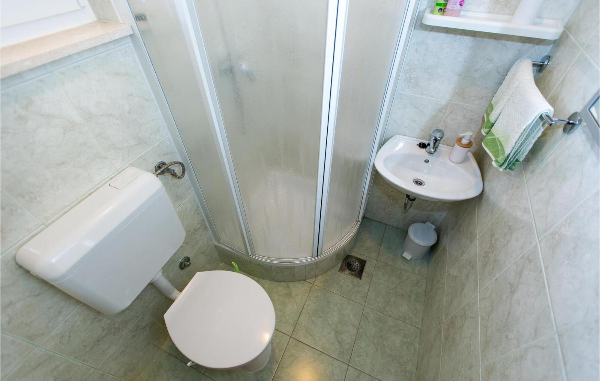 3 Bedroom Lovely Home In Plat Mlini Ngoại thất bức ảnh